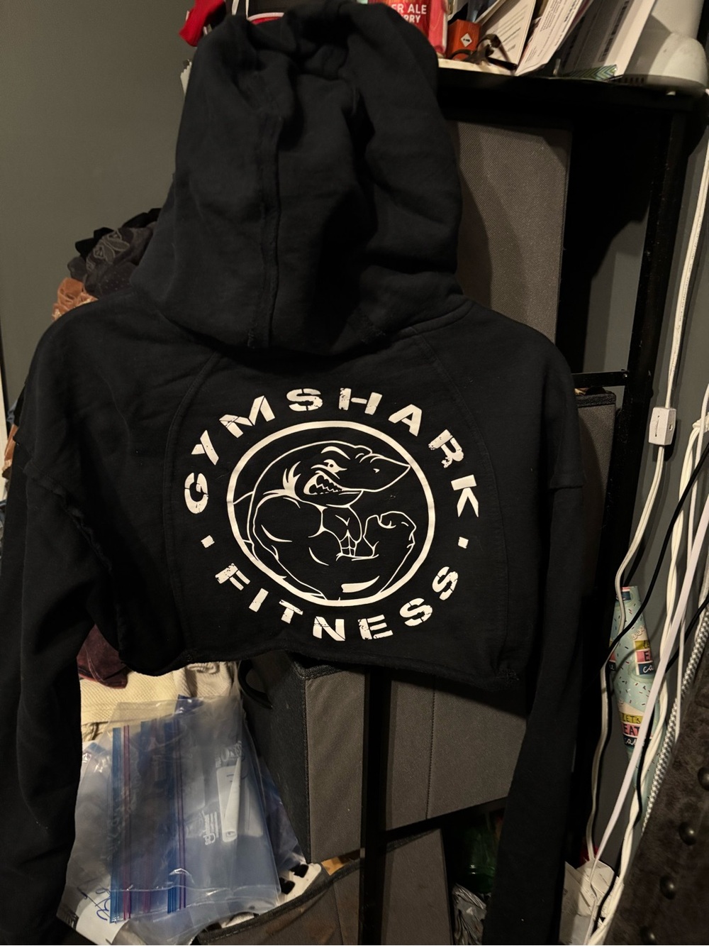 Gymshark cropped Black Crewneck Sweatshirt with White Fitness Logo Medium